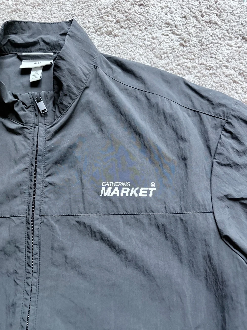 Short-Sleeve Windbreaker
